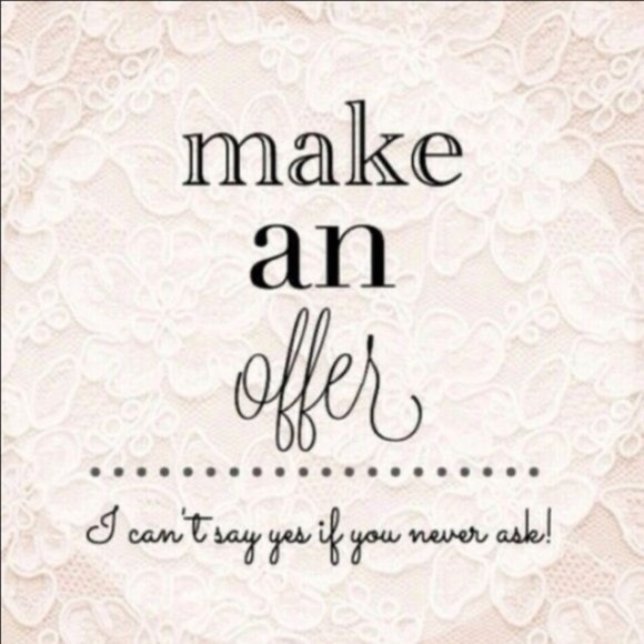 Hi. My name is Crystal. - Picture 6 of 8